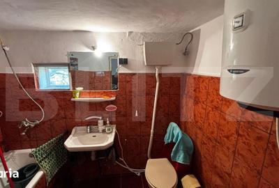 Casă cu 4 camere cu Teren 3345 Mp în Murgași - 12