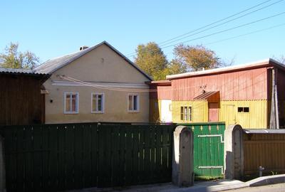 Casa 120 mp, multiple dependinte, teren 2800 mp Campulung Moldovenesc - 2