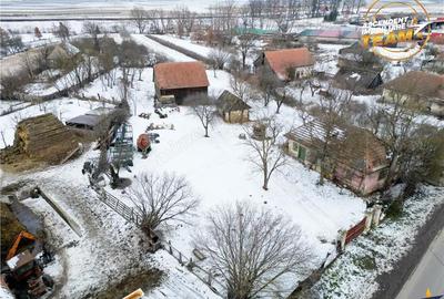 Casă cu Teren 4831 Mp în Țufalău - 2