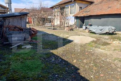 Casă cu 4 camere cu Teren 507 Mp în Podari - 11