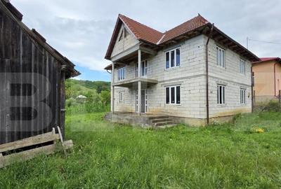 Casa la tara de vanzare, cu 13 ari de teren, la 40 km de Bi Casa la tara de vanzare, cu 13 ari de teren, la 40 km de Bi - 15