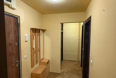 Garsonieră decomandată, mobilată în Km 4 - 4