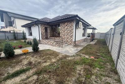 <Casa individuala parter> 3 camere 1 baie 380 mp teren GATA DE MUTARE - 1