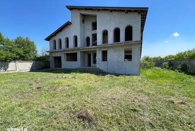 Casă cu 9 camere cu Teren 1000 Mp în Ciorogârla - 4