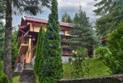 Casă individuală cu 6 camere cu Canalizare în Central - 1