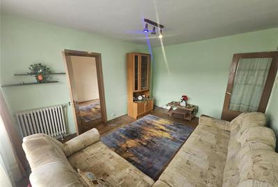 Resita, 2 Cam. Mobilat, Micro 3 - 3