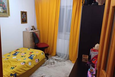 Apartament cu 3 camere decomandat în Bartolomeu - 8