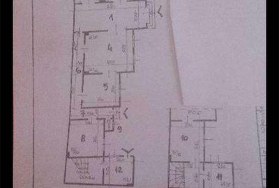 Casă cu 4 camere cu Teren 185 Mp în P-ța Victoriei