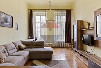 Apartament cu 2 camere semidecomandat, mobilat în Ultracentral