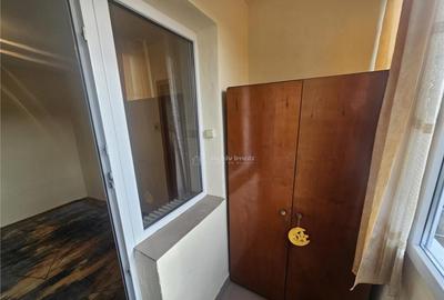 Resita, 2 Cam. Mobilat, Micro 3 - 10