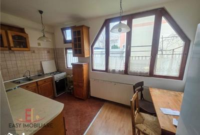 Casă cu 4 camere cu Teren 105 Mp în Central - 6