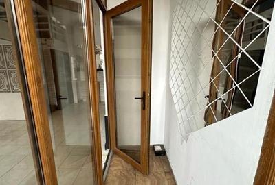 Spa?iu comercial! Deschidere foarte buna la zona pietonala! - 2