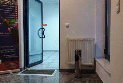 Spațiu comercial, de 230 mp, în Central - 1