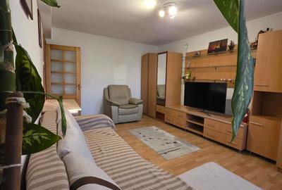 Apartament cu 2 camere decomandat în E3 - 1