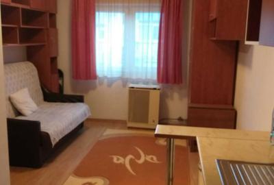 Garsonieră în Micro 16 - 4