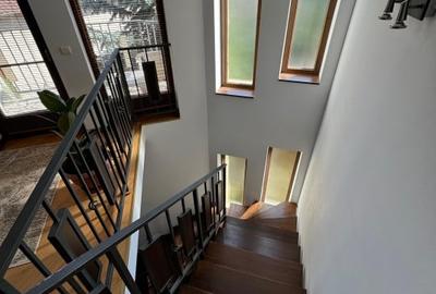 Casă individuală cu 6 camere cu Canalizare în Florești - 9