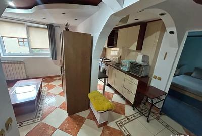 Garsonieră decomandată în 13 Septembrie - 2