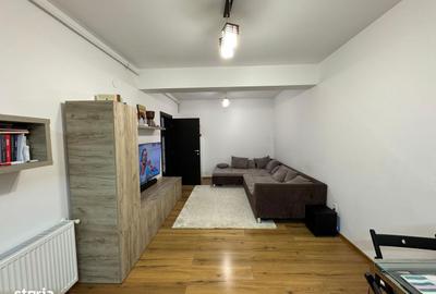 Apartament cu 3 camere decomandat în 9 Mai - 2