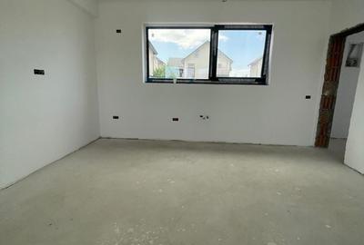 Casă cu 4 camere decomandat cu Teren 440 Mp în Central - 17