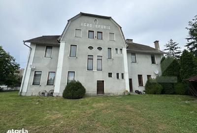 Casă cu Teren 600 Mp în Central - 2