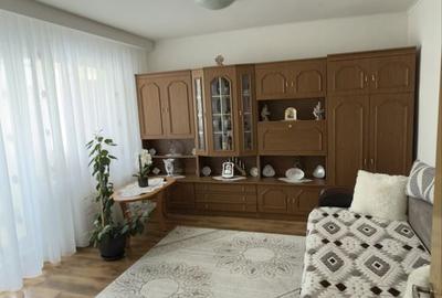 Apartament cu 2 camere decomandat în Tudor - 1