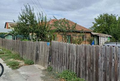 Vand casa . Str Ianache nr 38 Vand casa . Str Ianache nr 38 - 2