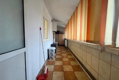 Apartament cu 3 camere decomandat în Moara de foc - 2