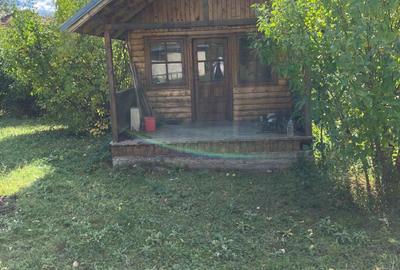 Casă cu 4 camere în Central - 2