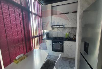 Vanzare Apartament cu 3 camere lux cu vedere la lac in zona Tomis Nord - 19