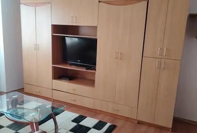 Apartament cu 2 camere decomandat în 1 Mai - 1