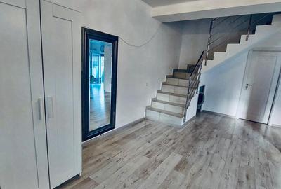 Mamaia Nord vila P+E+M 5 camere - 25