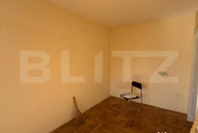 Apartament cu 3 camere semidecomandat în Central - 6