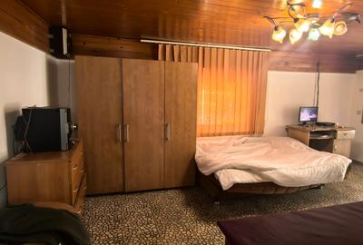 Casa Breaza , situata in zona de deal ,in mijlocul naturii ,spectacol de lumini - 7