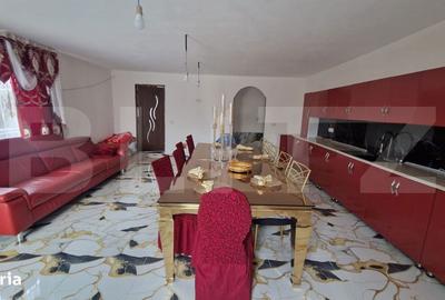 Casă cu 4 camere în Central - 3