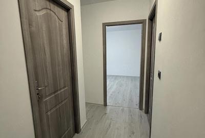 Garsonieră decomandată în 9 Mai - 1