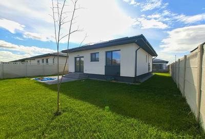 Casa Individuala / 3 Camere / 2 Bai / Pompa de caldura / Panouri solare - 2