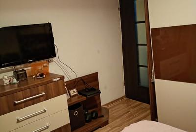 Apartament 2 camere decomandat - zona Dacia - 350 euro/luna (Cod E1) - 10