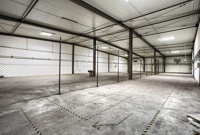 Spațiu industrial, de 883 mp, în UTA