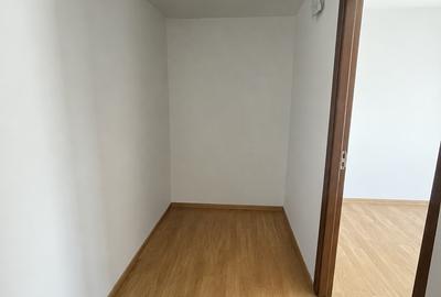 Apartament cu 4 camere decomandat în Central - 8