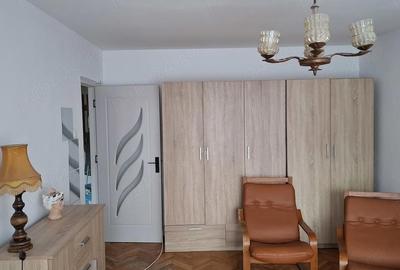 Apartament cu 3 camere decomandat în Lipovei - 2