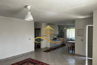 Casă cu 3 camere cu Canalizare în Secuieni - 4