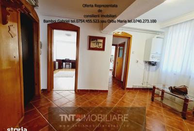 Apartament cu 4 camere decomandat în Piața Unirii - 2