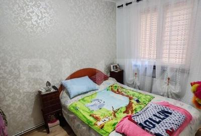 Apartament cu 3 camere semidecomandat în Central