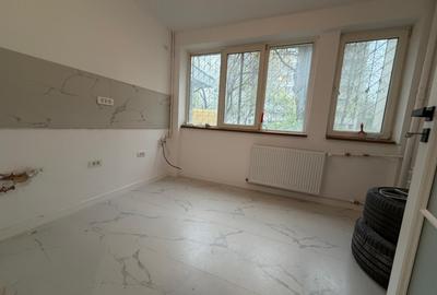 Titan, Al. Barajul Dunarii,  metrou 10 min - 4