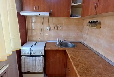 Proprietar, apartament 1 camera, zona Lipovei, etaj 1 - 8