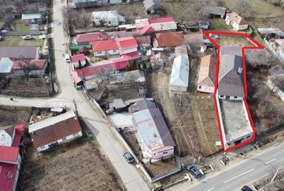 Casă individuală cu 6 camere în Străoane