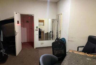 Spațiu comercial, de 296 mp, în Calea București - 11