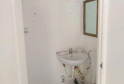 Spațiu comercial, de 31 mp, în Central - 4