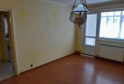 Apartament cu 3 camere semidecomandat în Rădăuți - 4