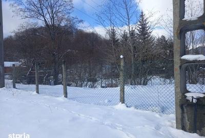 Teren de 472 mp, în Lipănești - 2